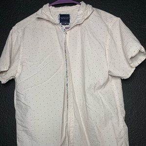 Short sleeve shirt
